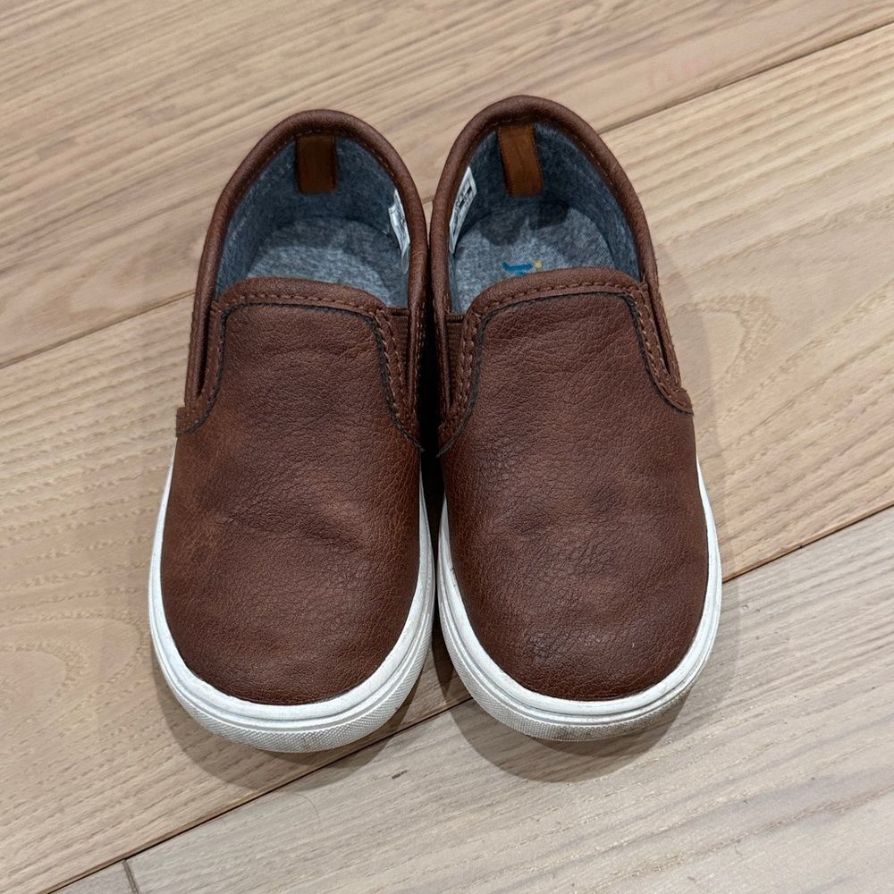 Carter's Brown Slip-On Loafers Size 8